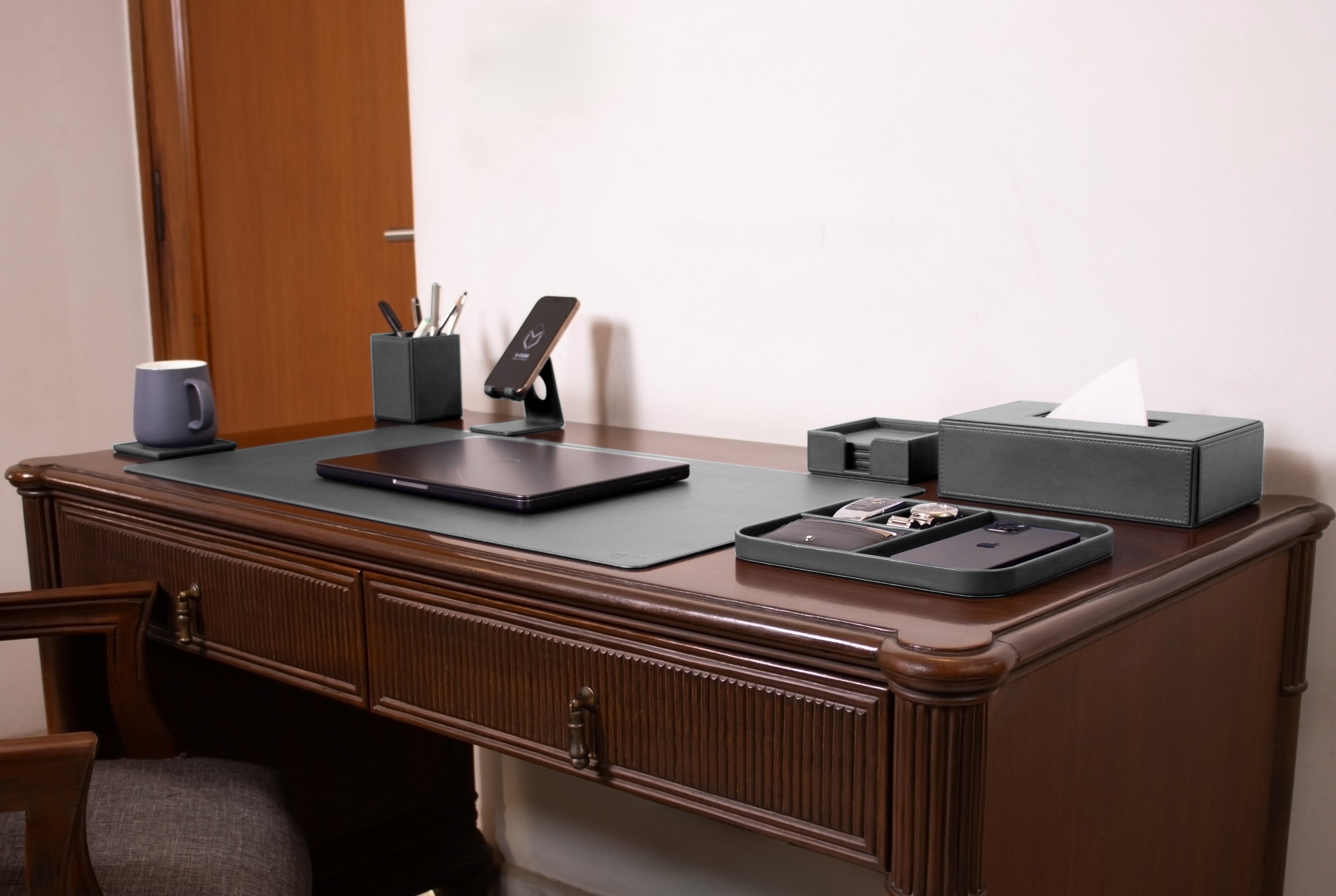 V-CUBE Designs Premium Vegan Leather OFFICE / HOME EXECUTIVE SET OF 6 Grey